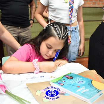 Lançamento XXVIII edição do Livro Nossas Histórias | 2º ano