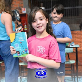 Lançamento XXVIII edição do Livro Nossas Histórias | 2º ano