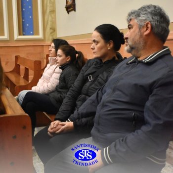 Famílias do Colégio se reúnem em momentos de oração e gratidão na Catedral