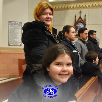 Famílias do Colégio se reúnem em momentos de oração e gratidão na Catedral