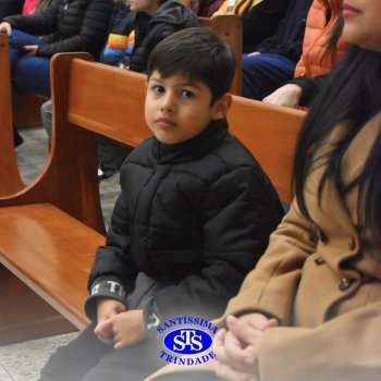 Famílias do Colégio se reúnem em momentos de oração e gratidão na Catedral