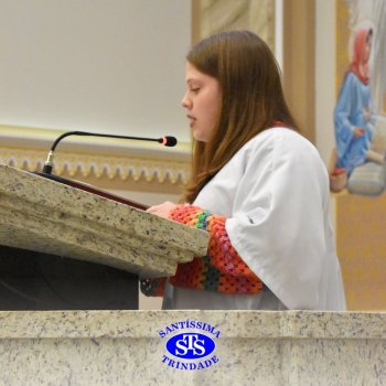 Famílias do Colégio se reúnem em momentos de oração e gratidão na Catedral