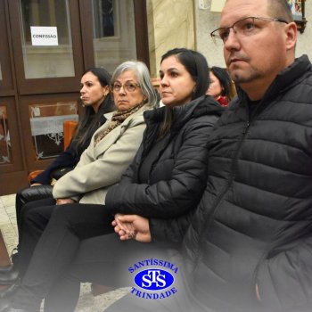 Famílias do Colégio se reúnem em momentos de oração e gratidão na Catedral