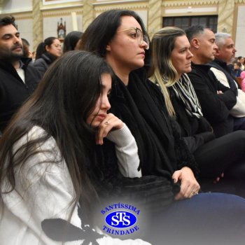 Famílias do Colégio se reúnem em momentos de oração e gratidão na Catedral