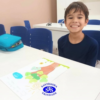 Aulas no laboratório de ciências promovem aprendizado lúdico 