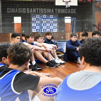 Estudantes do Santíssima e do CEAP, de Ijuí, participam de Amistoso de Basquete