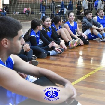 Estudantes do Santíssima e do CEAP, de Ijuí, participam de Amistoso de Basquete