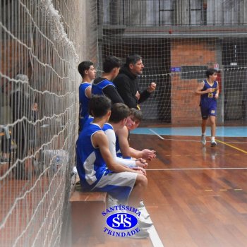Estudantes do Santíssima e do CEAP, de Ijuí, participam de Amistoso de Basquete