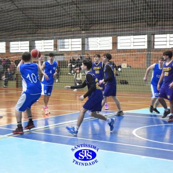 Estudantes do Santíssima e do CEAP, de Ijuí, participam de Amistoso de Basquete