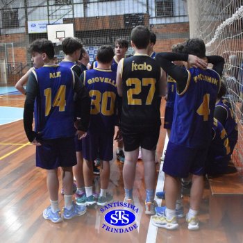Estudantes do Santíssima e do CEAP, de Ijuí, participam de Amistoso de Basquete