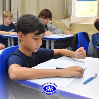 Estudantes realizam Prova Bimestral Anglo para testar conhecimentos e avaliar as aprendizagens construídas