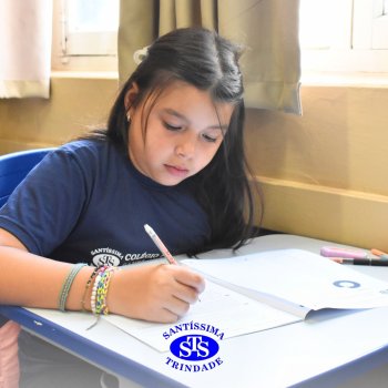 Estudantes realizam Prova Bimestral Anglo para testar conhecimentos e avaliar as aprendizagens construídas