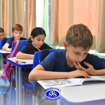 Estudantes realizam Prova Bimestral Anglo para testar conhecimentos e avaliar as aprendizagens construídas