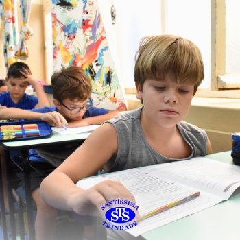 Estudantes realizam Prova Bimestral Anglo para testar conhecimentos e avaliar as aprendizagens construídas