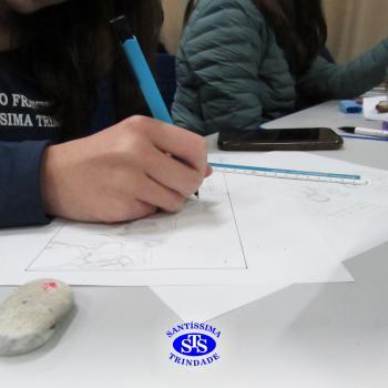 Alunos estudam hiperinflação e plano real através de tirinhas