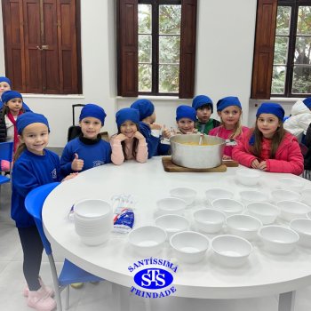 Sopa com legumes estimula a alimentação saudável e aumenta o vocabulário em inglês