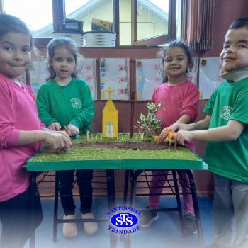 Alunos constroem maquete para estudar a história da cidade | Infantil 4