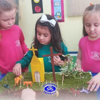 Alunos constroem maquete para estudar a história da cidade | Infantil 4