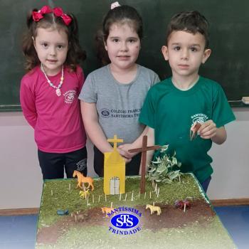 Alunos constroem maquete para estudar a história da cidade | Infantil 4