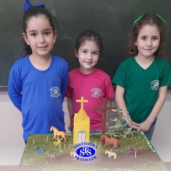 Alunos constroem maquete para estudar a história da cidade | Infantil 4